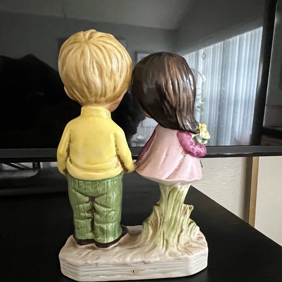Vintage 1971 Fran Mar Moppets Boy and Girl Sweethearts Porcelain Figure - Picture 3 of 3